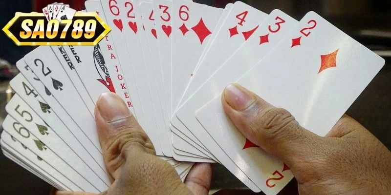 Cách chơi bài Tiến Lên chi tiết và dễ hiểu nhất 2025